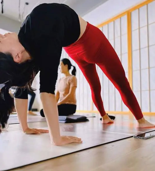 036 Yoga Practice Clothes